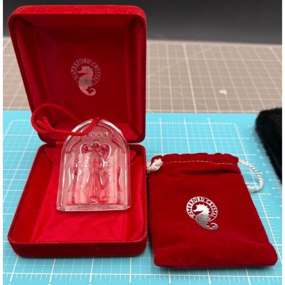 Waterford Crystal 2000 Praying Angels Ornament - Picture 1 of 5